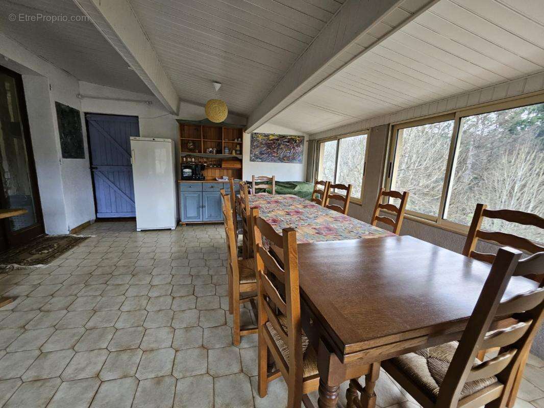 Maison à LE BUISSON-DE-CADOUIN