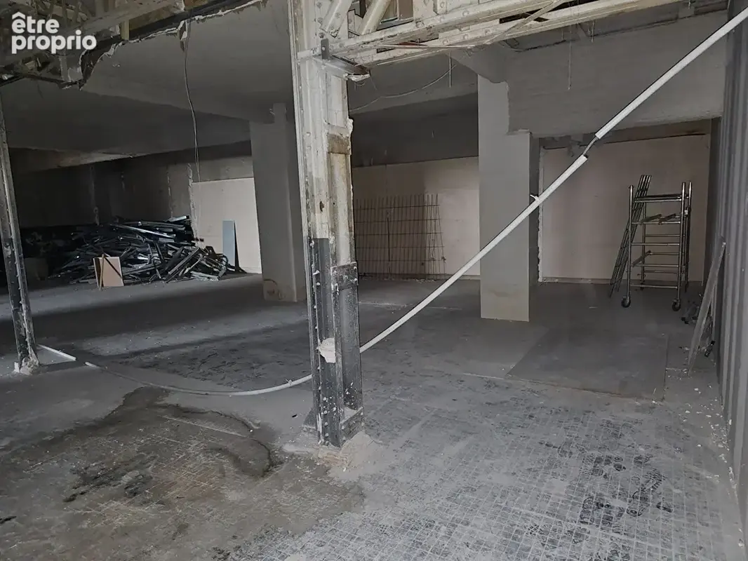 Hyper centre de REIMS - Plateau de 373 m² à usage professionnel - photo 5