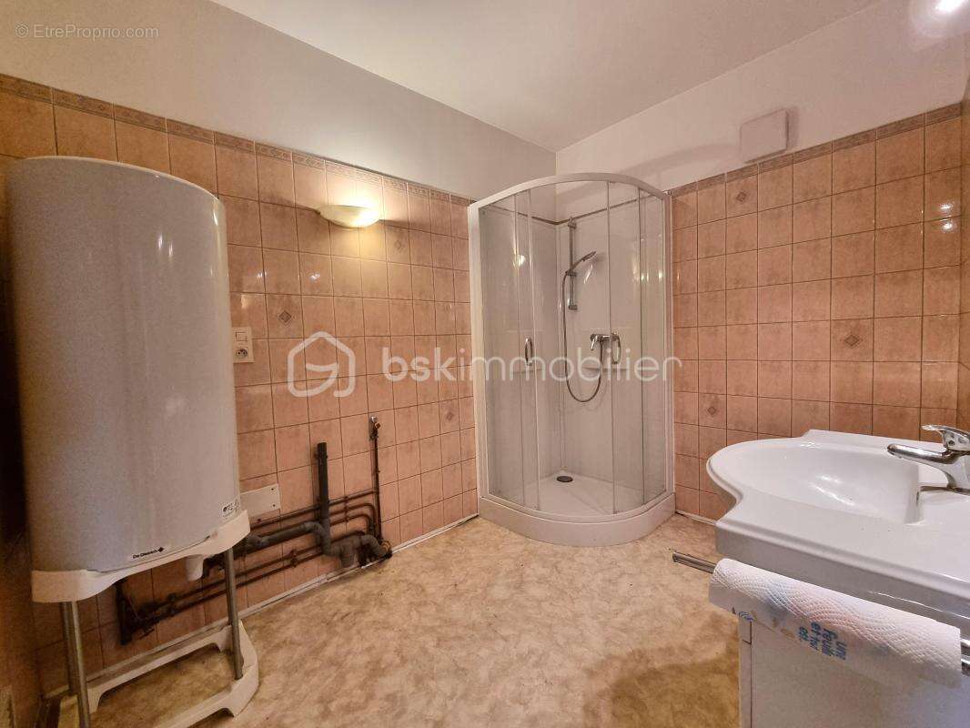 Appartement à FAY-AUX-LOGES