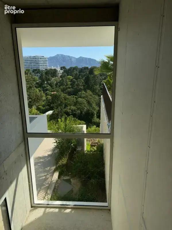 Maison 250 m² à Marseille-8e  - photo 5