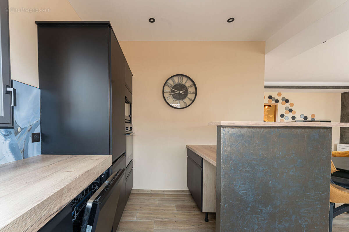 Appartement à CARRY-LE-ROUET