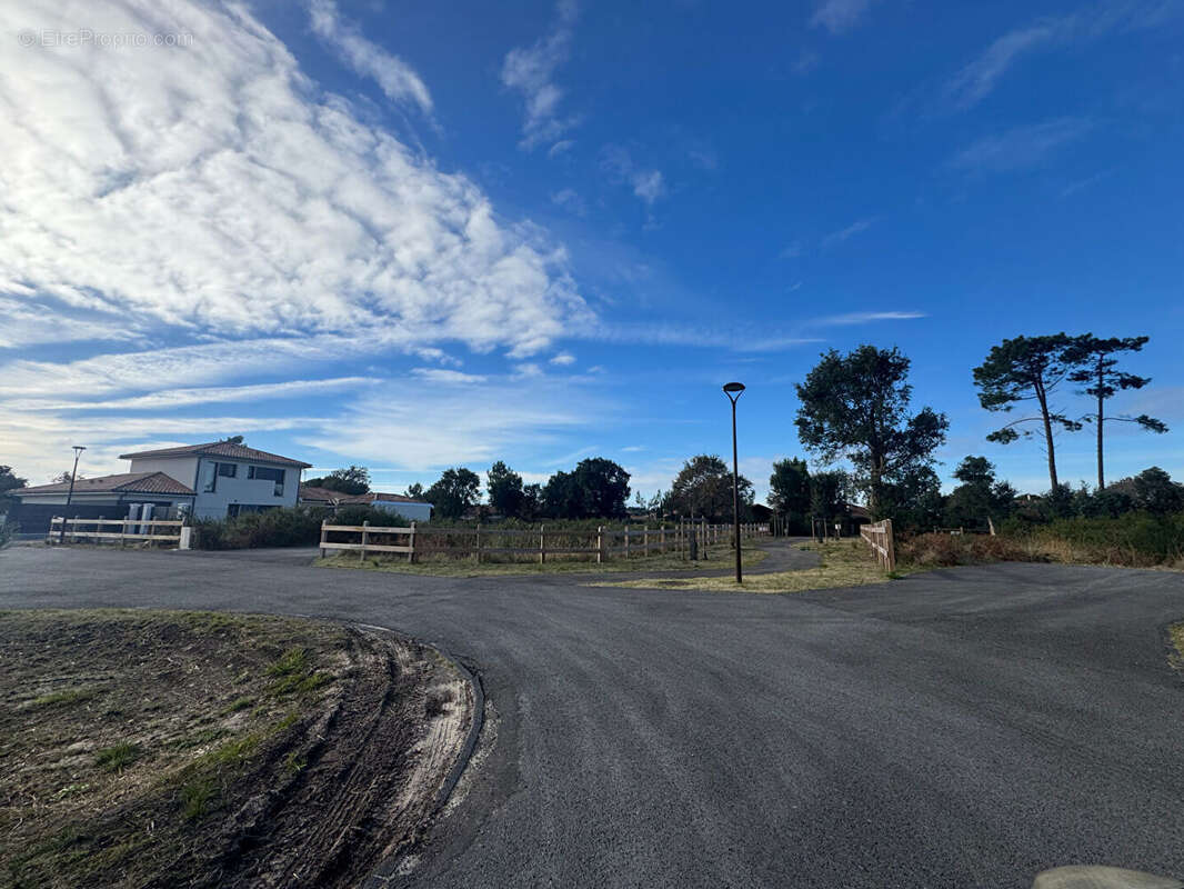 Terrain à MOLIETS-ET-MAA