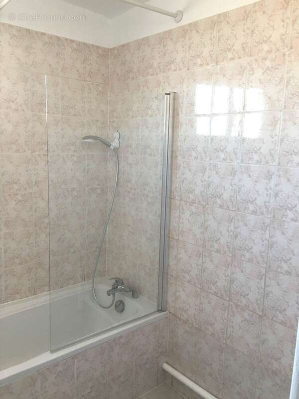 Appartement à AUBERVILLIERS