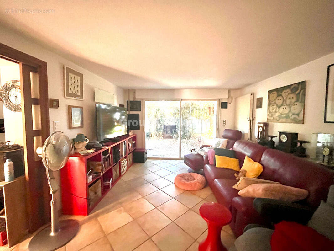 Mas 4 chambres avec jardin & piscine - photo 4