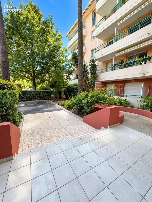 Appartement 3 pièces à vendre à Saint-Raphael (83700) - photo 9