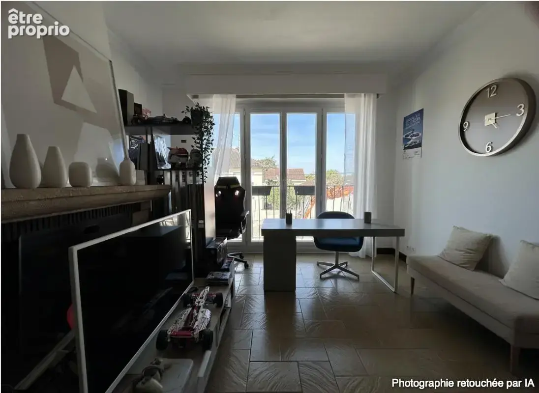 Chatellerault  - pavillon familial de 166 m² - 6 chambres + pièces modulables - terrain clos de 577 m² - photo 13