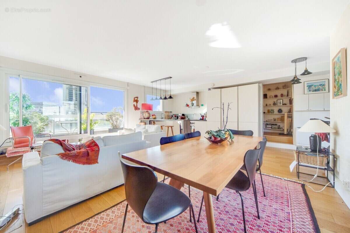 Appartement à PARIS-6E