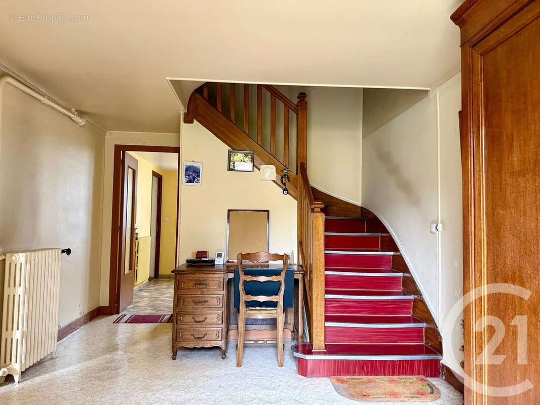 Maison 105 m² à Garennes-Sur-Eure  - photo 2