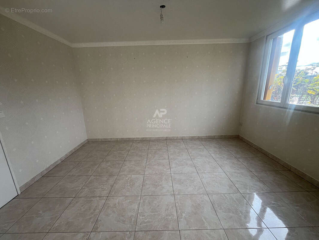 Appartement à PONTOISE