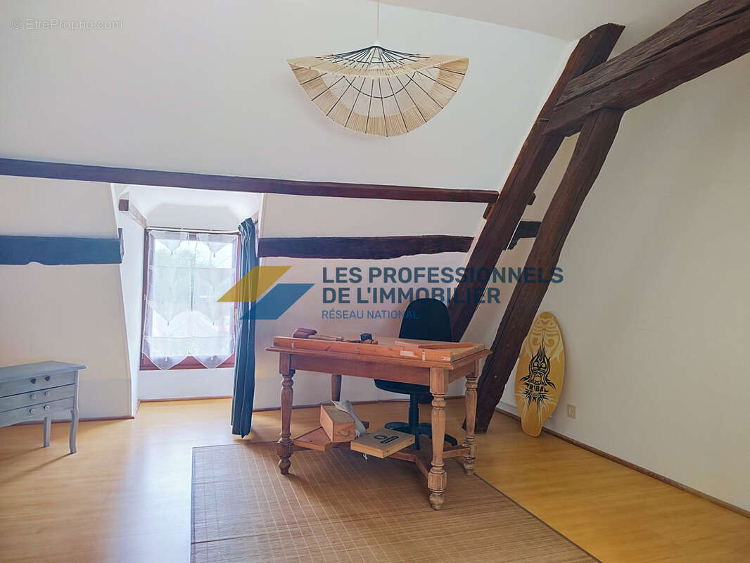 Maison à AMILLY