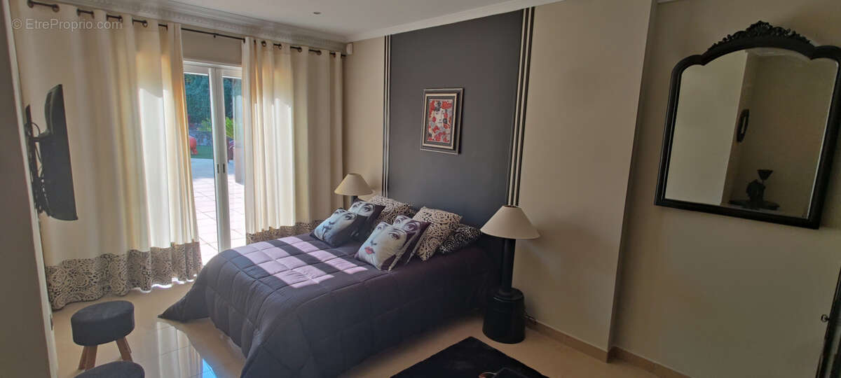 Maison à DRAGUIGNAN