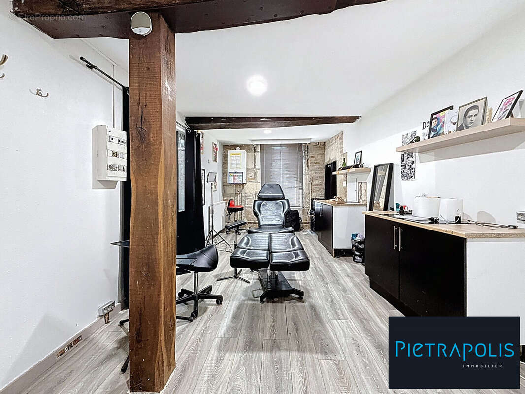 Commerce à IS-SUR-TILLE