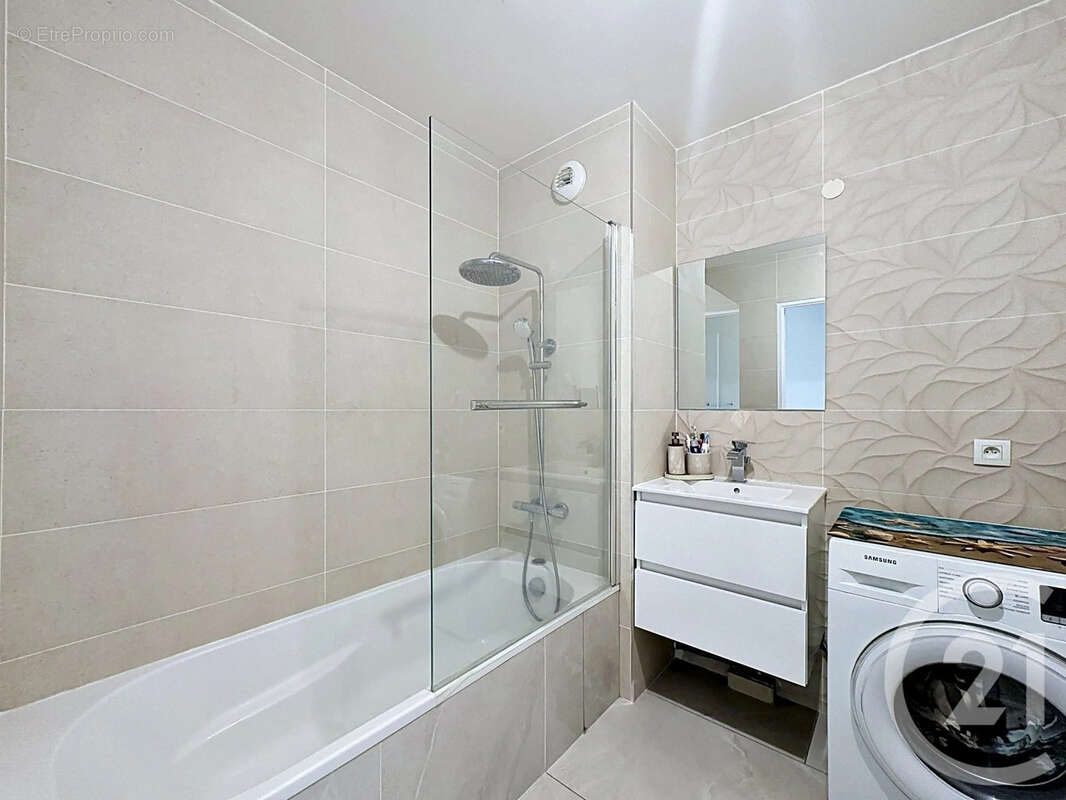 Appartement à SAINT-FONS