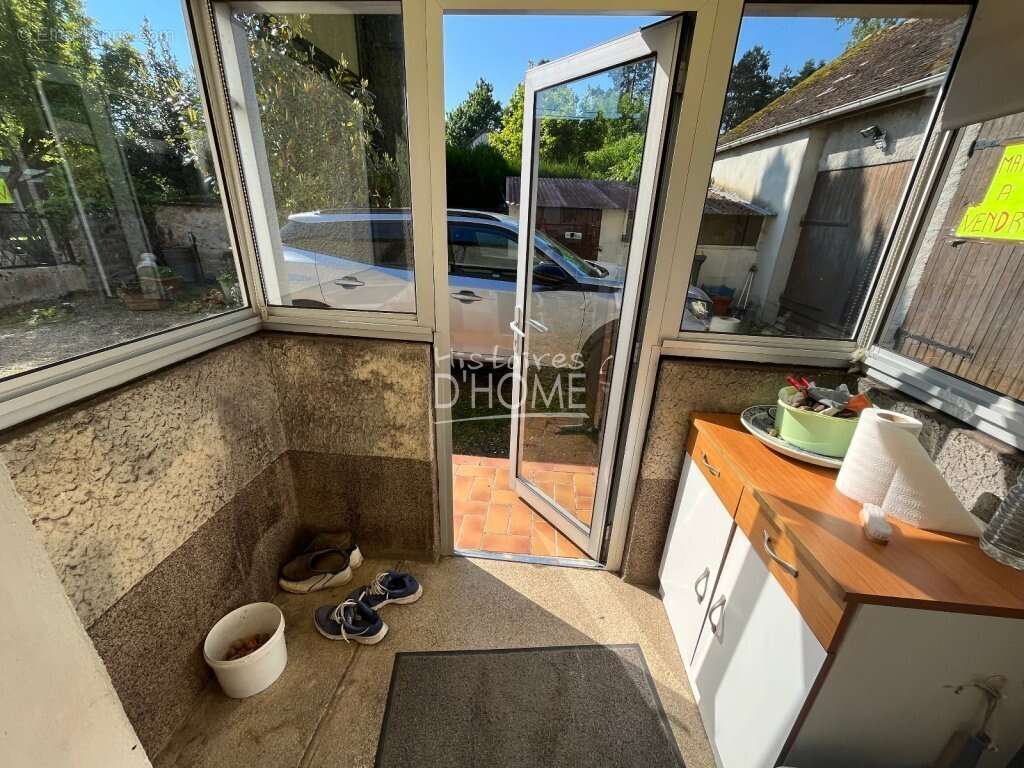 Maison à JOUY-LE-CHATEL