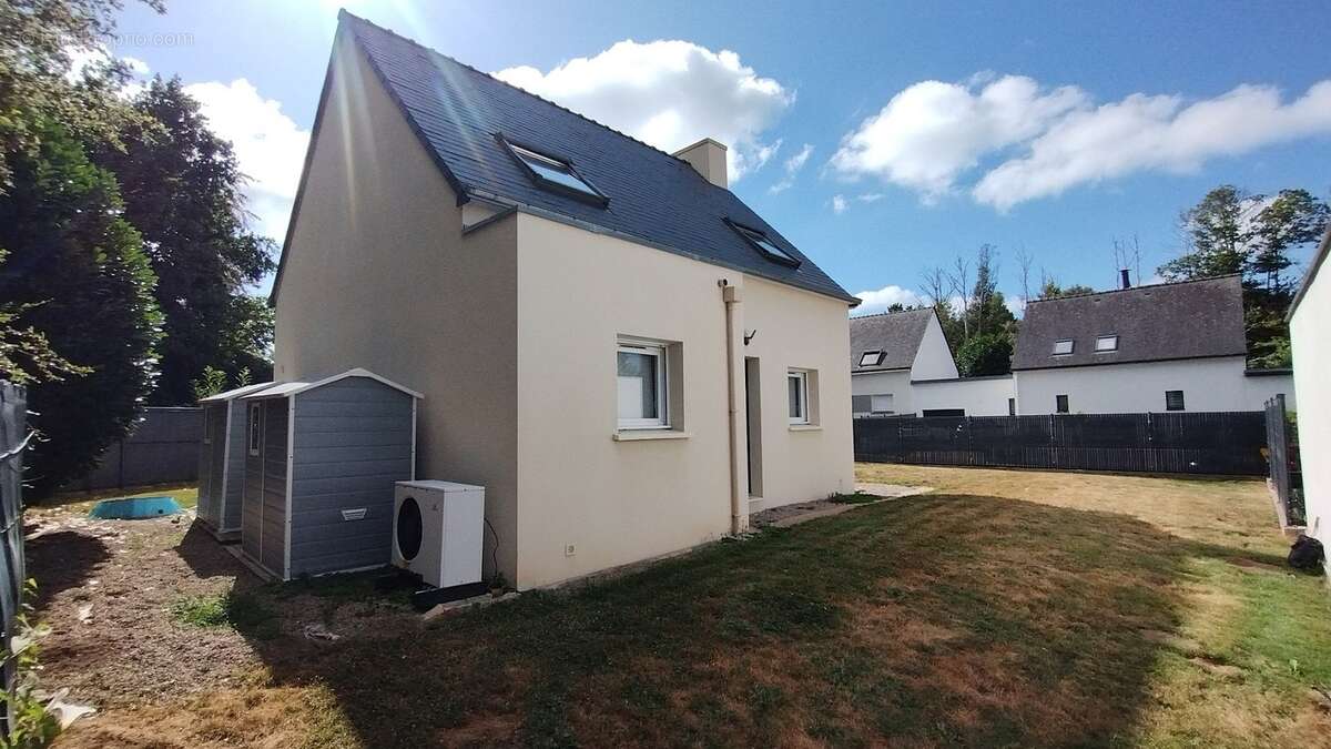Maison à vendre 5 pièces COMBRIT (29) commerces à pied - photo 17