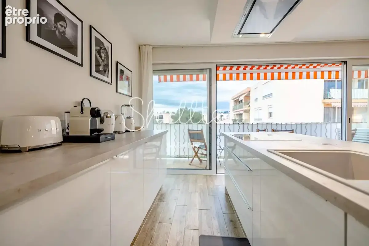 Appartement avec terrasse et parking à Saint-Tropez - photo 8