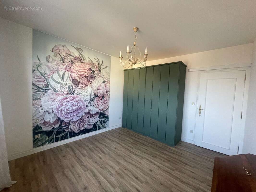 Appartement 81 m² à Romans-Sur-Isere  - photo 6