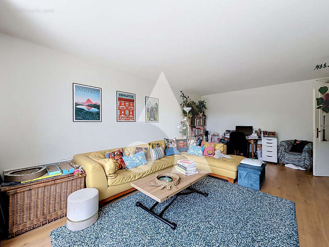 Appartement Rueil Malmaison 3 pièce(s) 70.2 m2 - photo 4