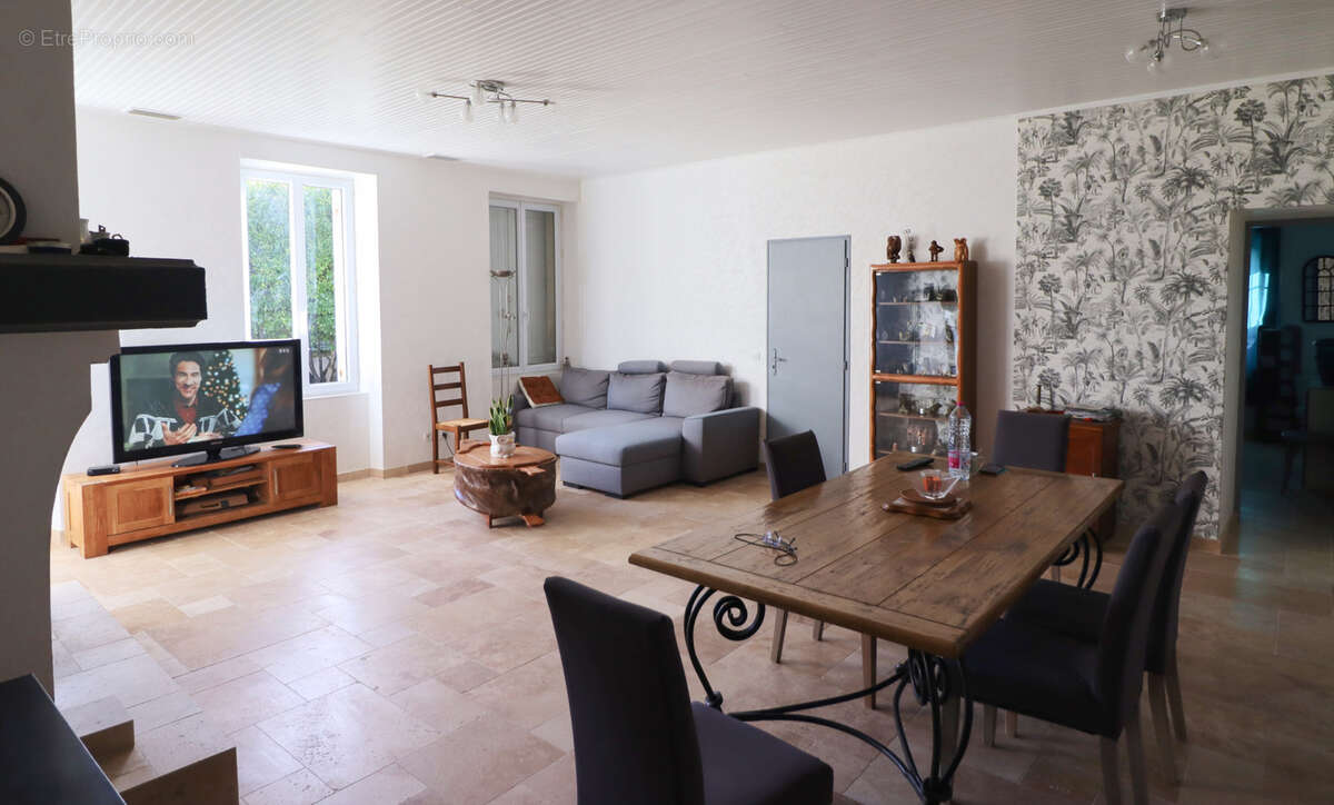 Maison à SEMOUSSAC