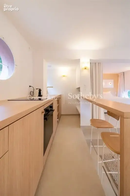 Saint Tropez, appartement 2 pièces rénové de 29,67 m² au Palais Latitude 43 - photo 11