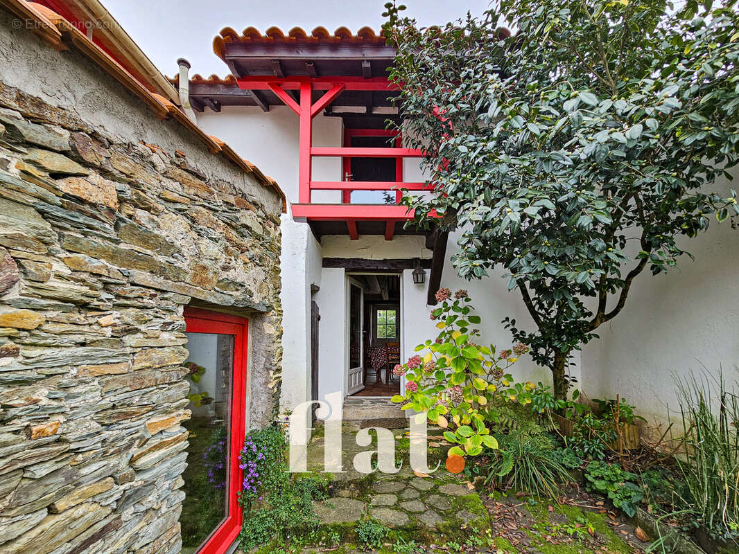 Maison à PONT-SAINT-MARTIN