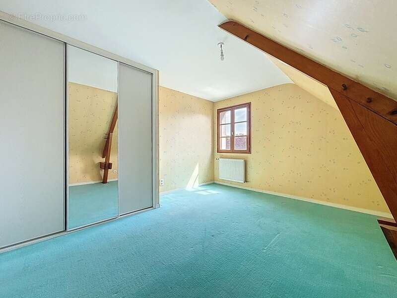 Maison à CERELLES