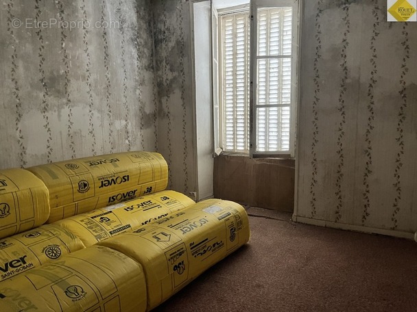 Maison à ANGLES-SUR-L&#039;ANGLIN