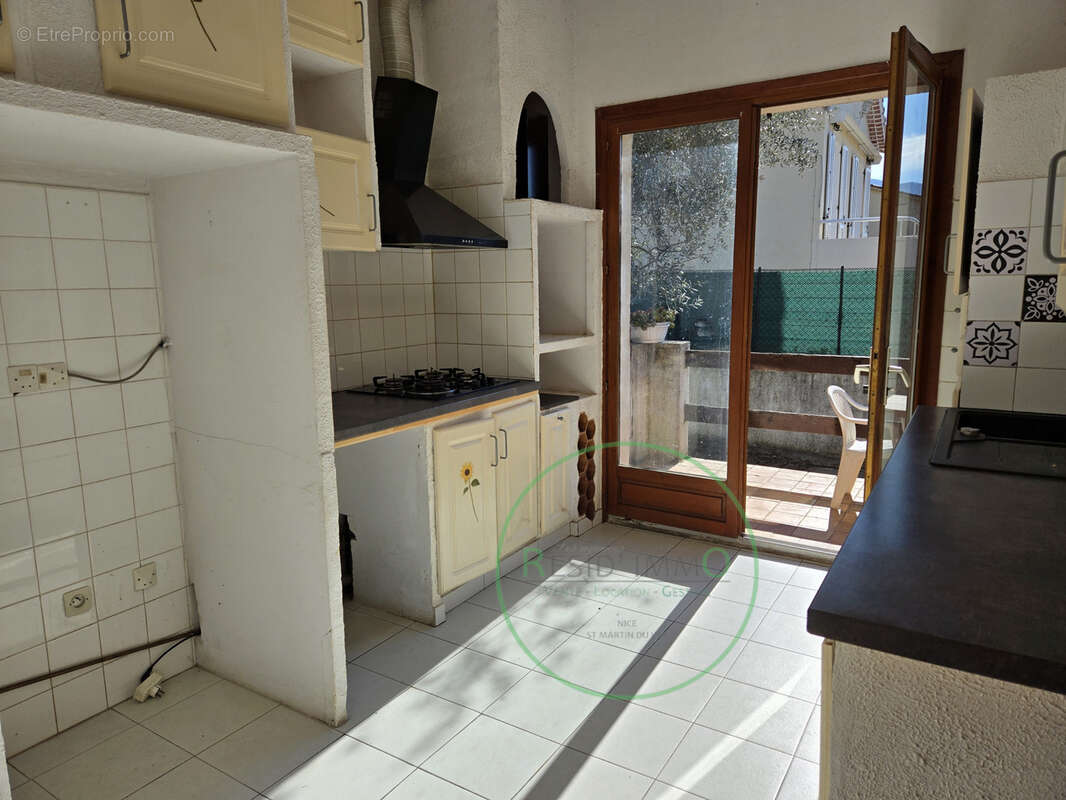 Maison à SAINT-MARTIN-DU-VAR