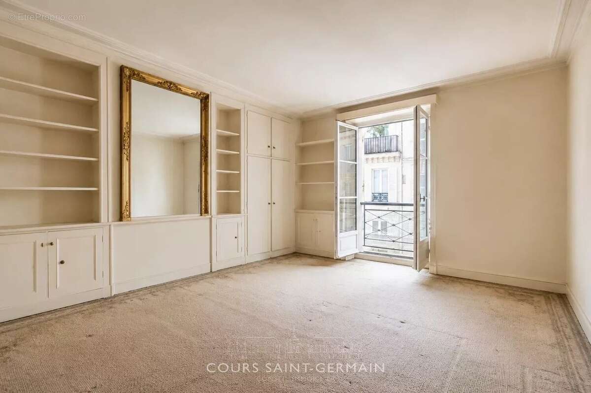 Appartement à PARIS-6E