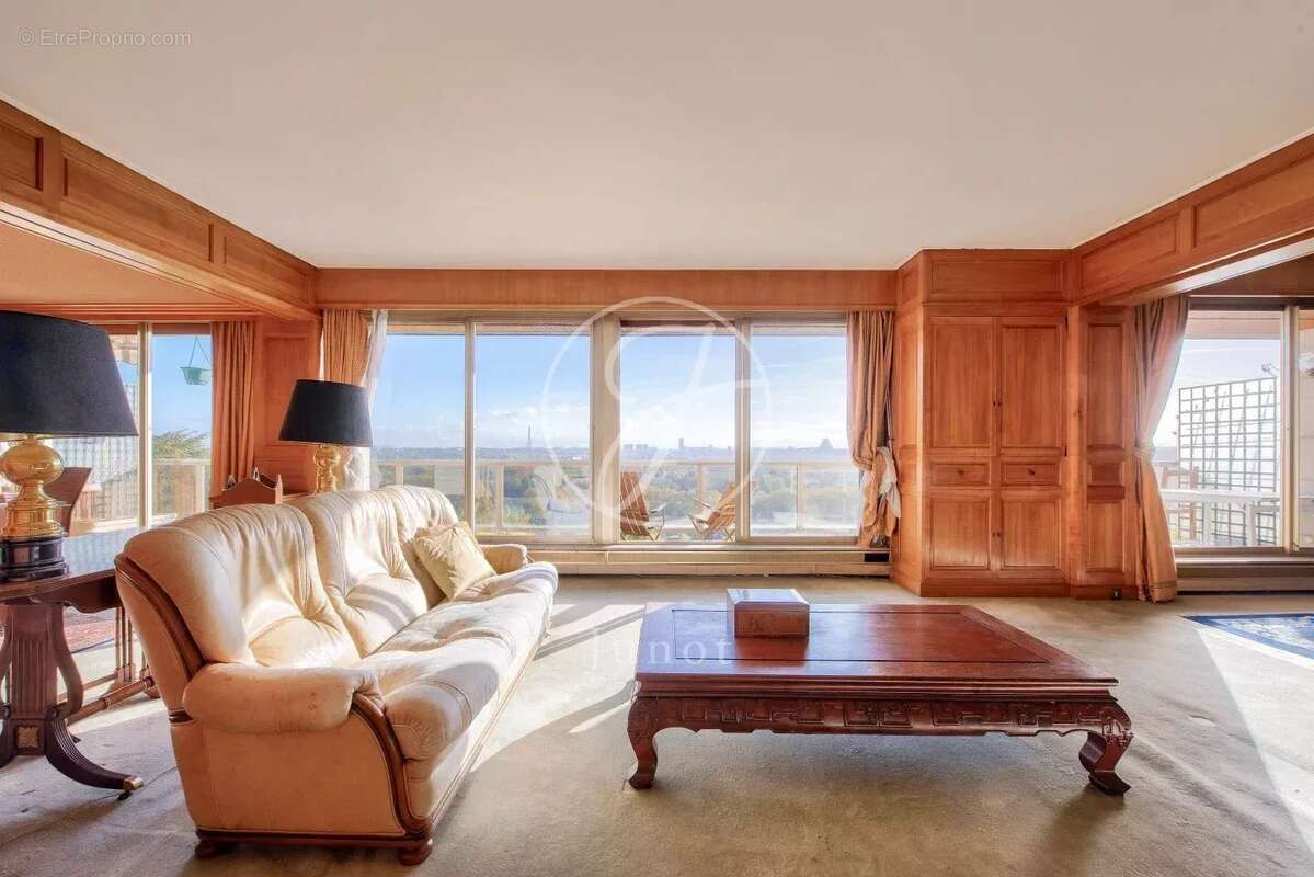 Appartement à SAINT-CLOUD