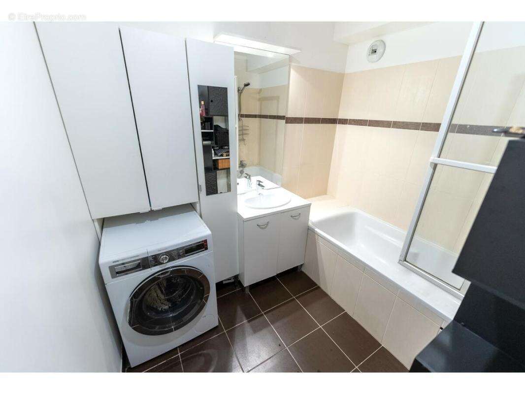 Appartement à COLOMBES