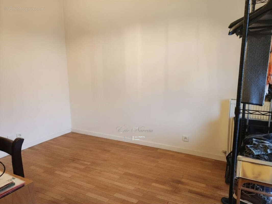 Appartement à LA COURNEUVE