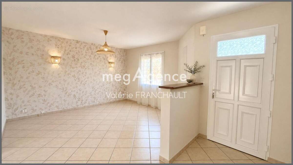 Mareuil sur Lay Dissais, maison de plain-pied, de 96M2 sur une parcelle d'environ 617M2 - photo 2