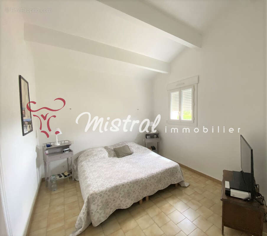 Villa aigues-mortes 5 chambres avec garage et terrasse - photo 7