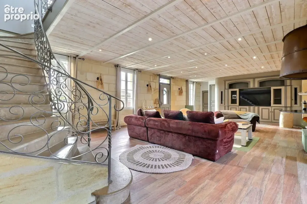 Maison de caractère avec salle de réception - photo 7