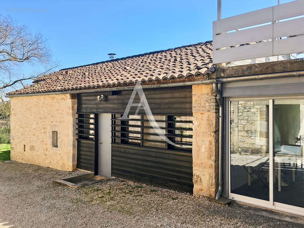 Maison à FLORESSAS