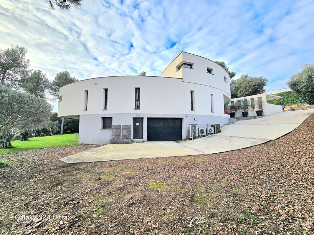 Maison à SAINT-GELY-DU-FESC