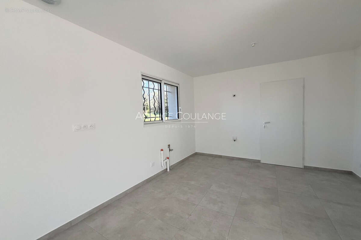 Maison à PLAN-D&#039;AUPS-SAINTE-BAUME