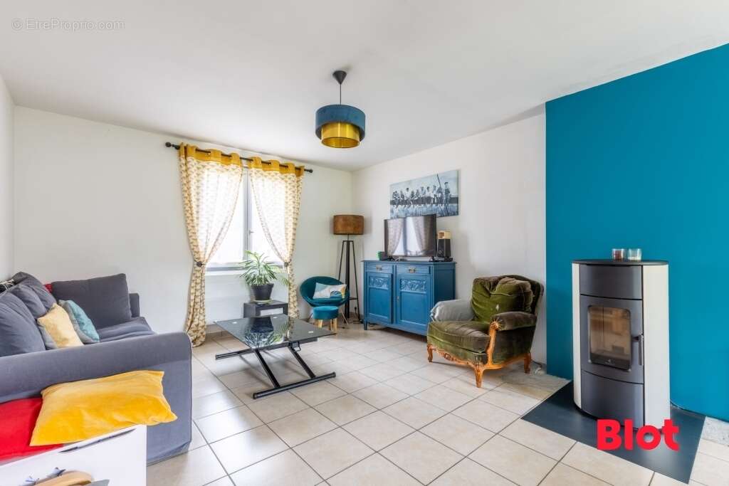 Maison à BAIN-DE-BRETAGNE