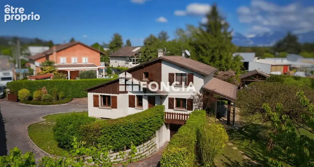 Photo Maison à Renage au prix de 380 000€
