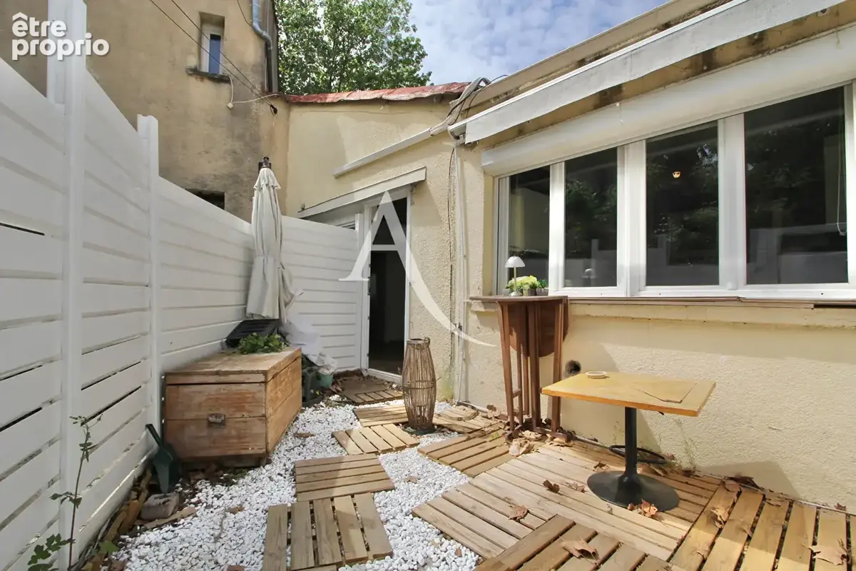 Appartement à LATTES