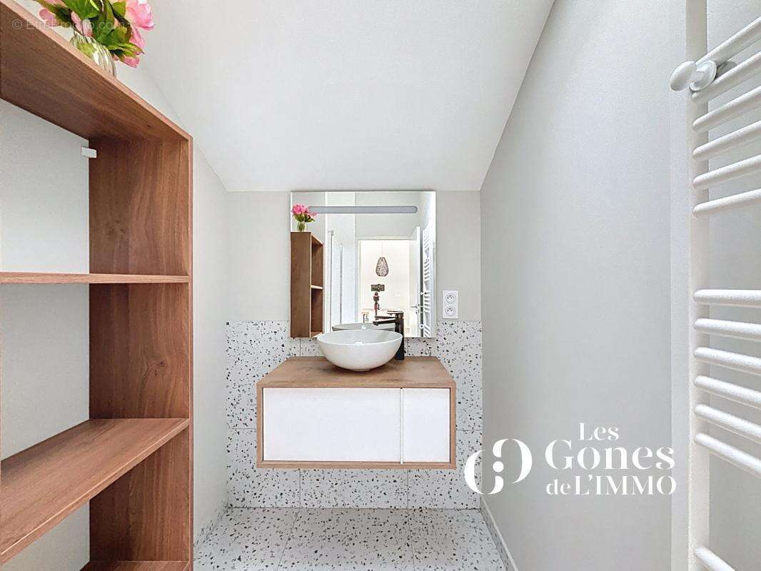 Appartement à CRAPONNE