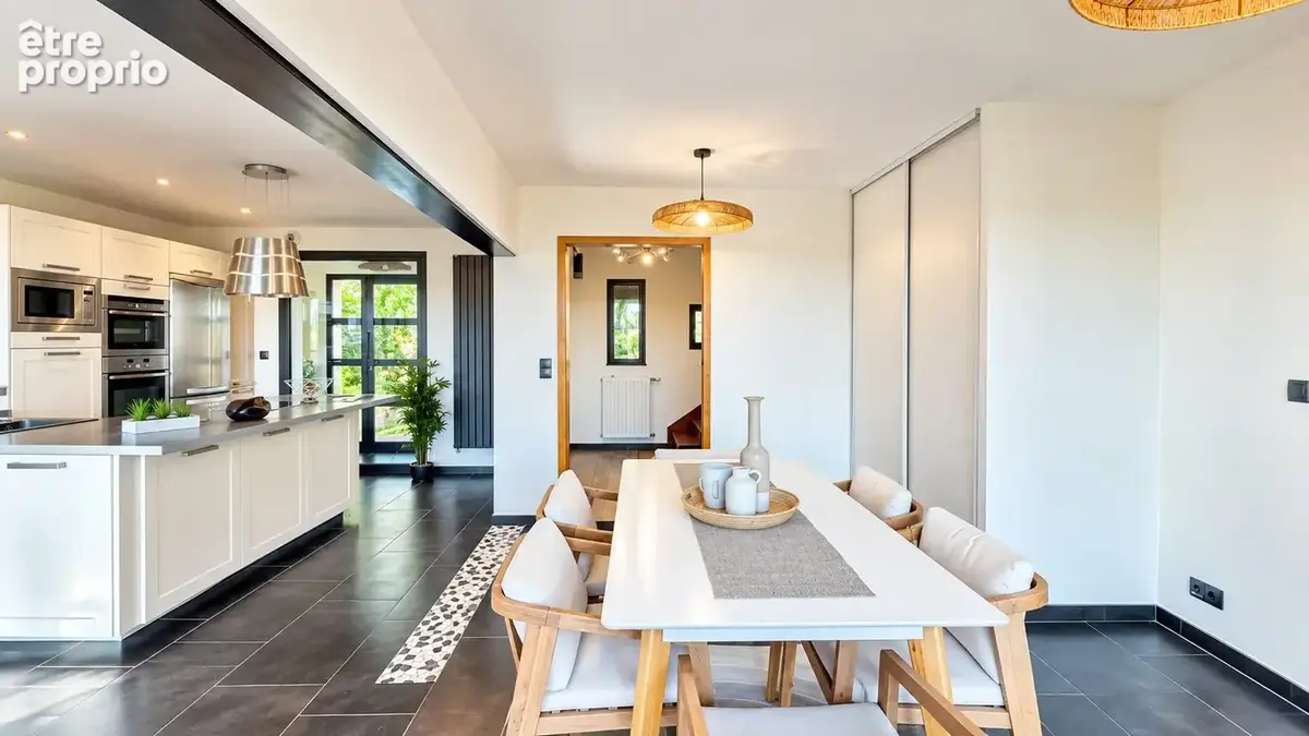 Maison 7 pièces 210 m² à vendre à Mesquer (44420) - photo 2