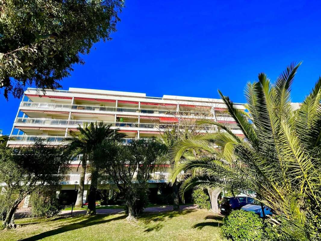 Cannes vente 3 pieces face aux plages du midi - photo 2