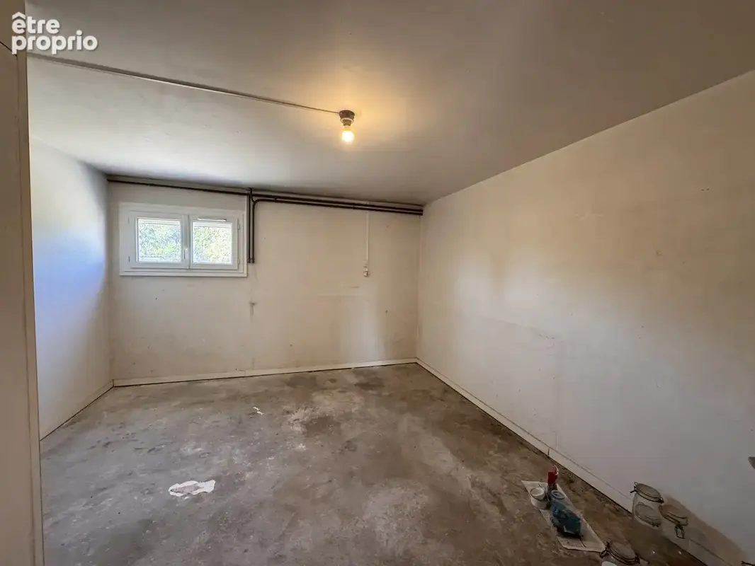 Maison individuelle avec grand terrain et potentiel d’aménagement - photo 13