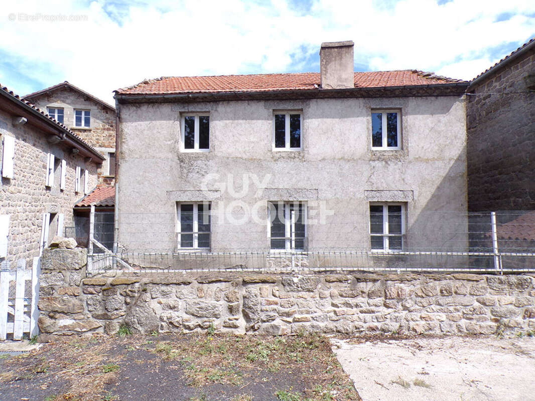 Maison à VENTEUGES