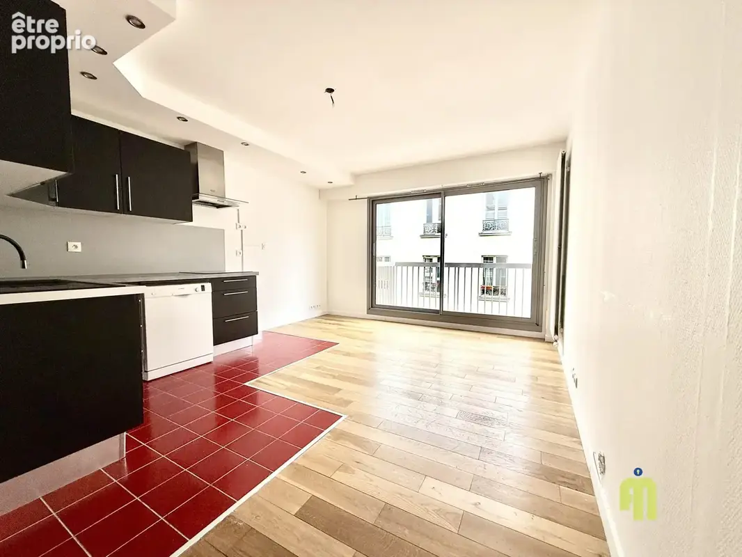 Appartement à PARIS-12E
