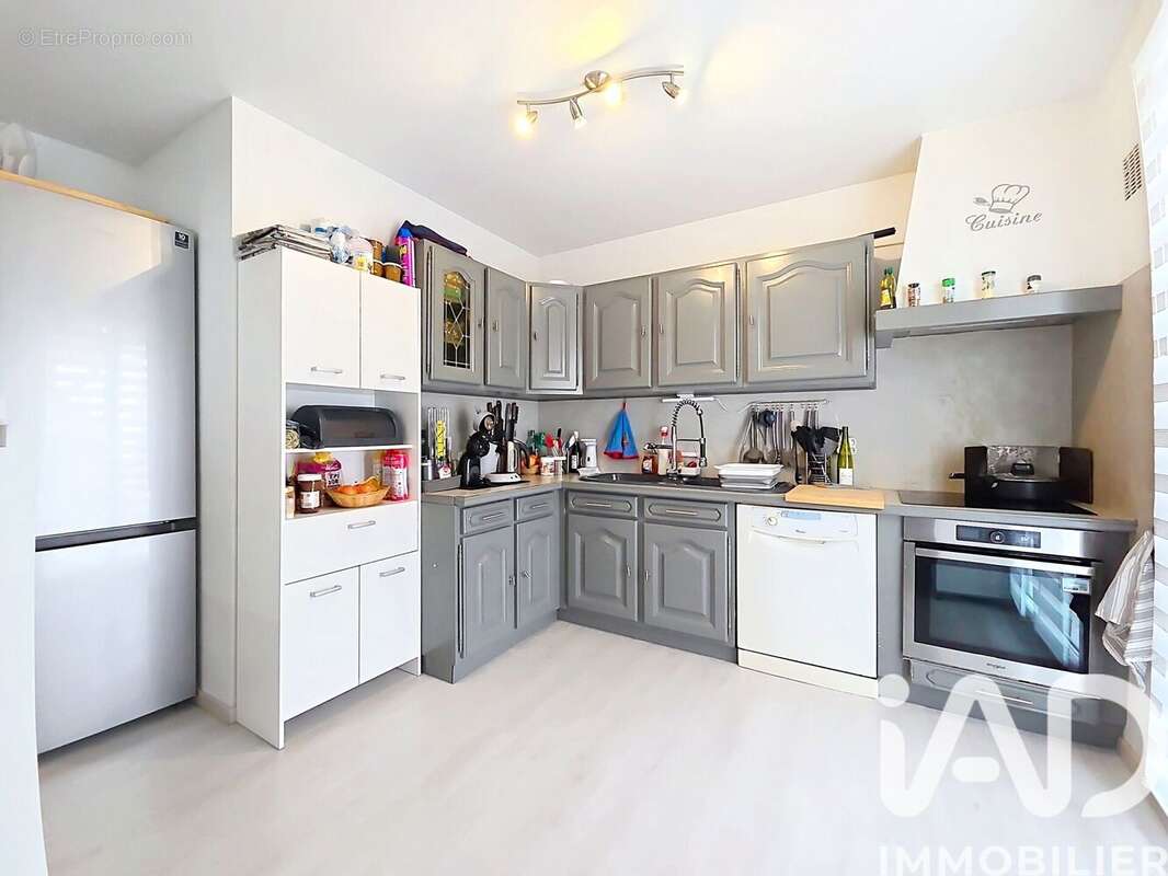 Photo 5 - Maison à AY