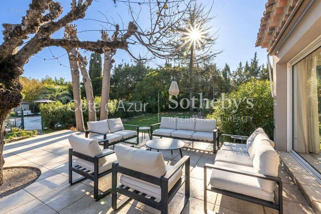 Maison à PEYMEINADE