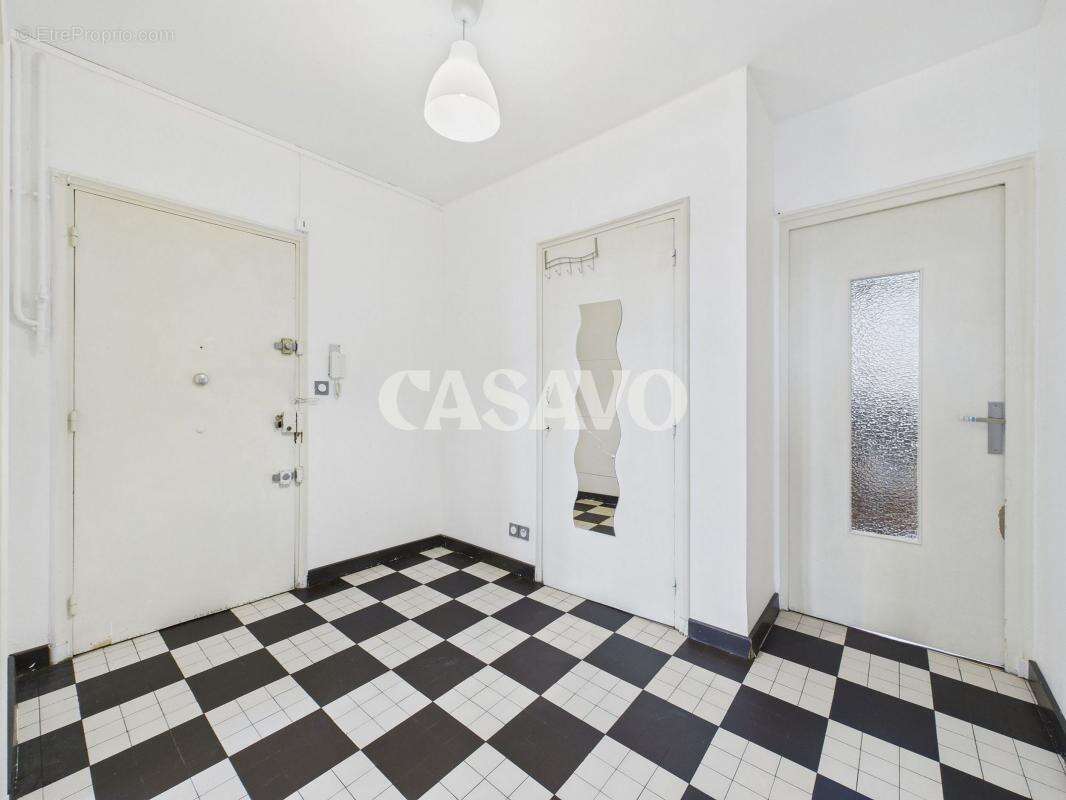 Appartement à LYON-8E